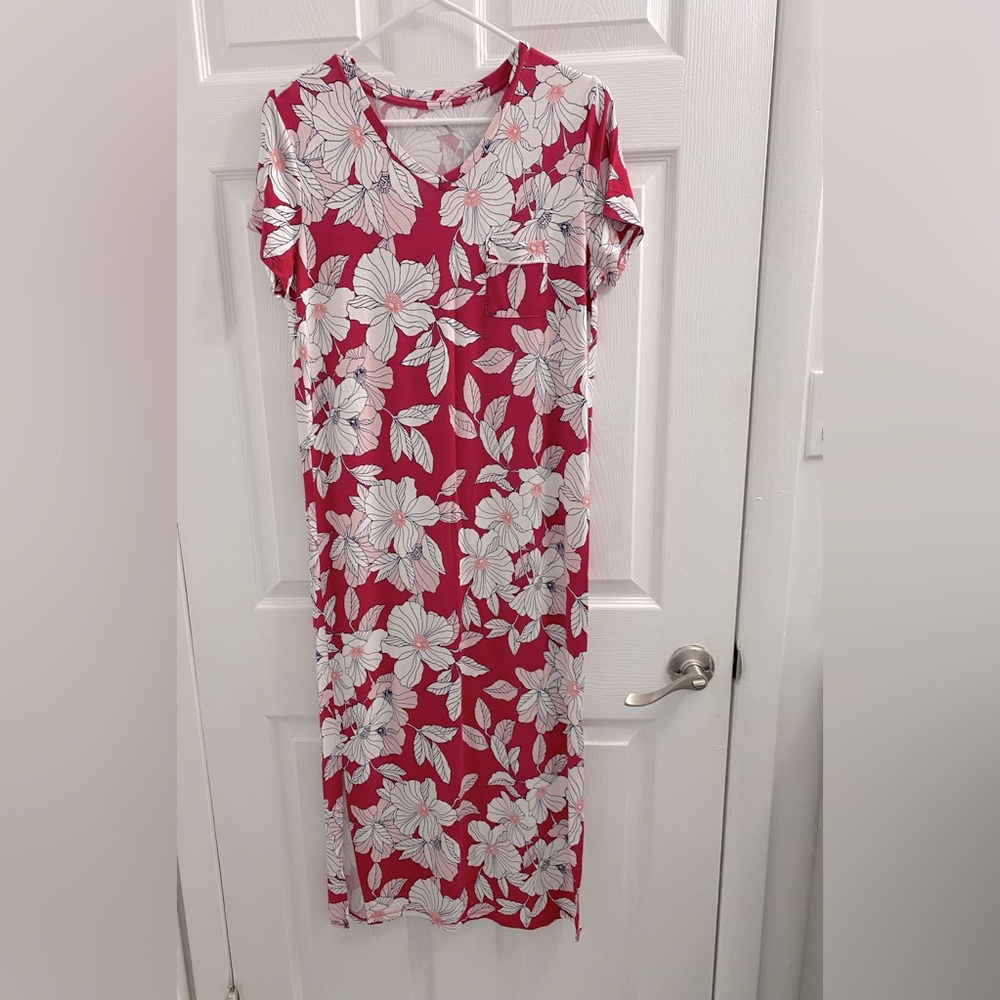 Liz Claiborne long floral nightgown M